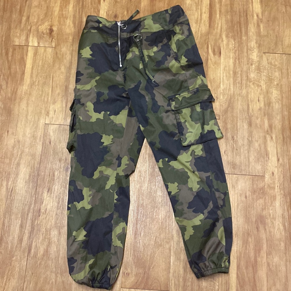 Camo cargo pants